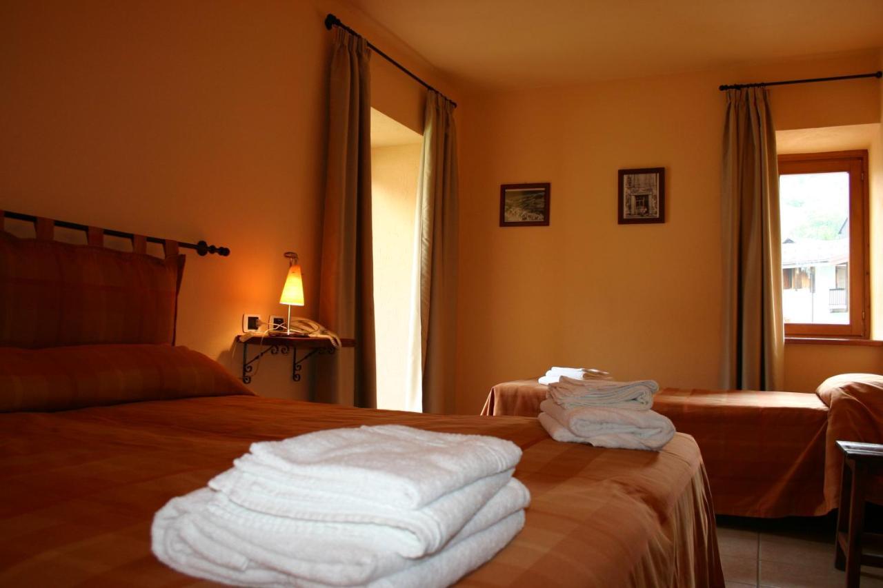Hotel La Ginestra Cesana Torinese Εξωτερικό φωτογραφία